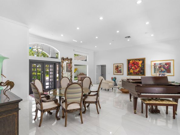 2701 Tecumseh Drive, West Palm Beach FL 33409