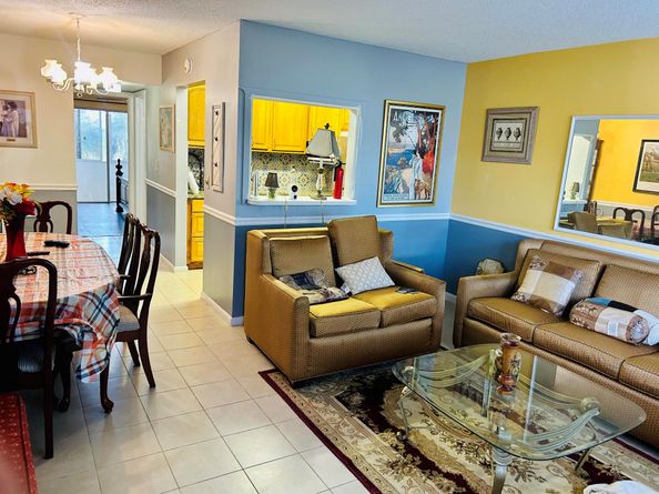 137 Bedford F, West Palm Beach FL 33417