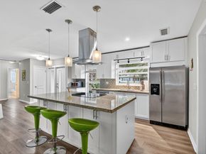 113 Park Lane E, Hypoluxo FL 33462