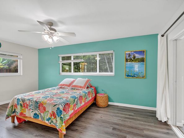 113 Park Lane E, Hypoluxo FL 33462