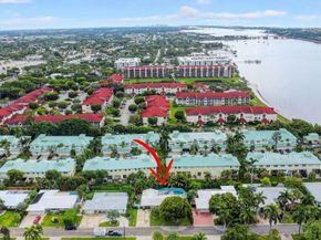 113 Park Lane E, Hypoluxo FL 33462