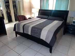4220 NW 51st Ave, Lauderdale Lakes FL 33319