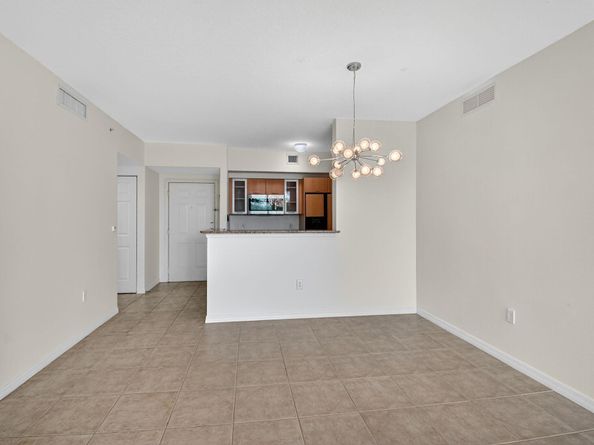 625 Casa Loma Boulevard 304, Boynton Beach FL 33435