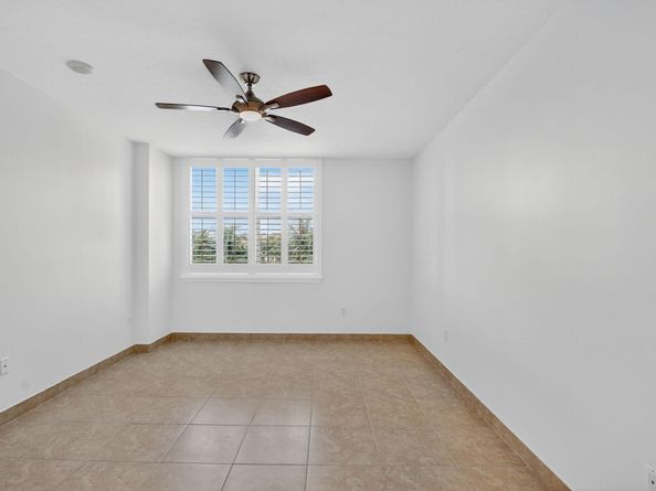 625 Casa Loma Boulevard 304, Boynton Beach FL 33435