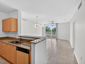 625 Casa Loma Boulevard 304, Boynton Beach FL 33435