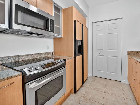 625 Casa Loma Boulevard 304, Boynton Beach FL 33435