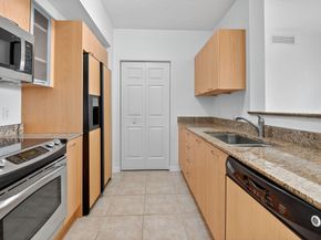 625 Casa Loma Boulevard 304, Boynton Beach FL 33435