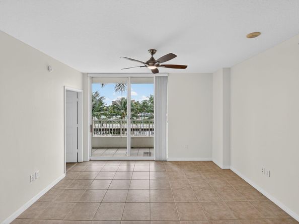 625 Casa Loma Boulevard 304, Boynton Beach FL 33435