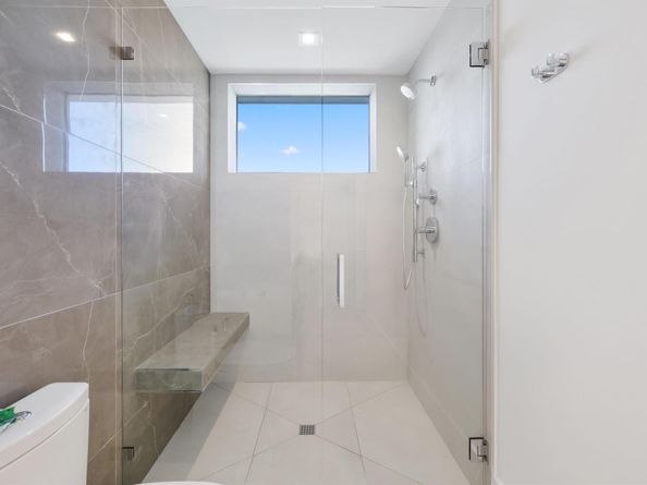 200 NE 7th Avenue 2, Delray Beach FL 33483