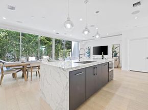 200 NE 7th Avenue 2, Delray Beach FL 33483