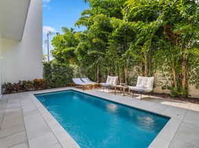 200 NE 7th Avenue 2, Delray Beach FL 33483
