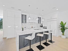 200 NE 7th Avenue 2, Delray Beach FL 33483