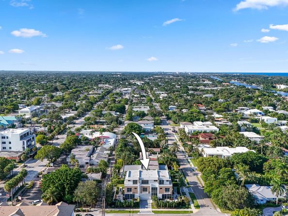 200 NE 7th Avenue 2, Delray Beach FL 33483