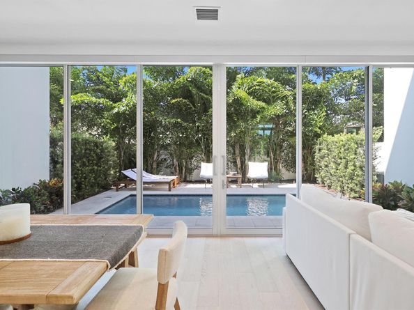 200 NE 7th Avenue 2, Delray Beach FL 33483