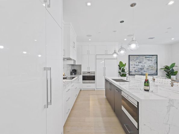 200 NE 7th Avenue 2, Delray Beach FL 33483