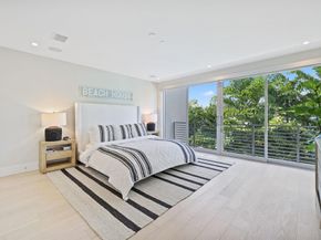 200 NE 7th Avenue 2, Delray Beach FL 33483