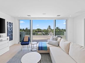 200 NE 7th Avenue 2, Delray Beach FL 33483
