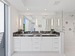 200 NE 7th Avenue 2, Delray Beach FL 33483