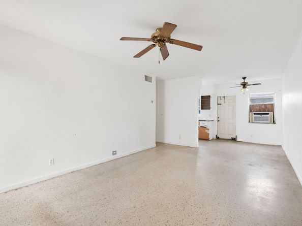 290 NE 40th St 12, Oakland Park FL 33334