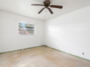 290 NE 40th St 12, Oakland Park FL 33334