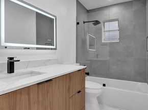 4138 SW 48th Ct, Fort Lauderdale FL 33314