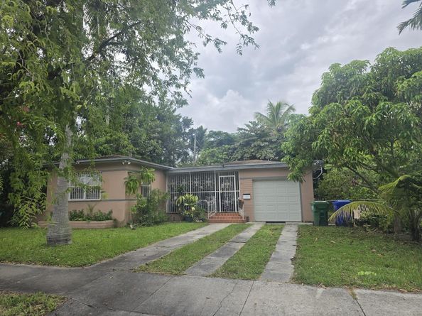 7520 NE 5th Ave, Miami FL 33138