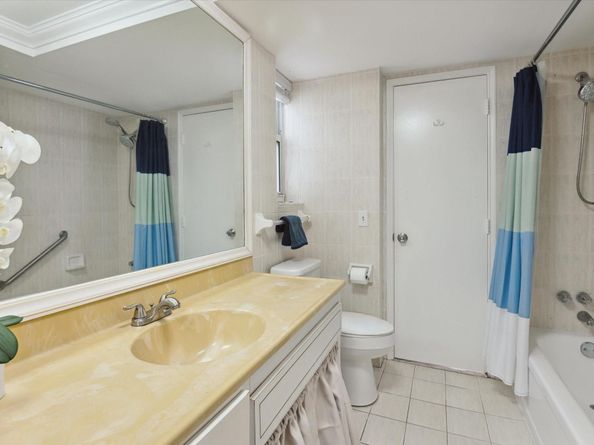 720 Orton Ave 206, Fort Lauderdale FL 33304