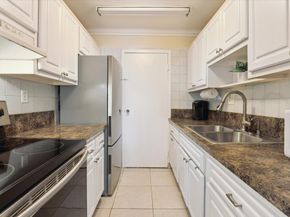 720 Orton Ave 206, Fort Lauderdale FL 33304