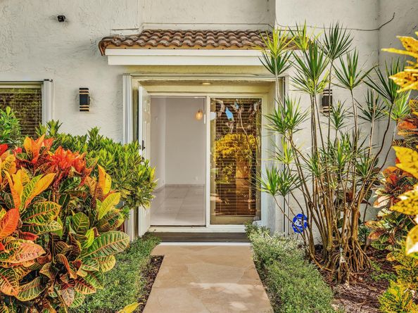 7222 Carmel Court, Boca Raton FL 33433