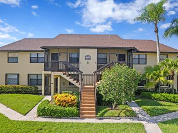 4695 E Lucerne Lakes Boulevard