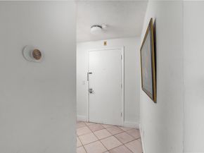 418 S Cypress Rd 106, Pompano Beach FL 33060