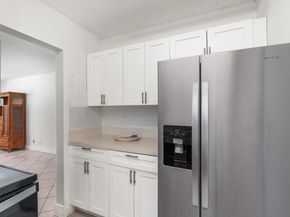 418 S Cypress Rd 106, Pompano Beach FL 33060