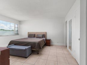 418 S Cypress Rd 106, Pompano Beach FL 33060