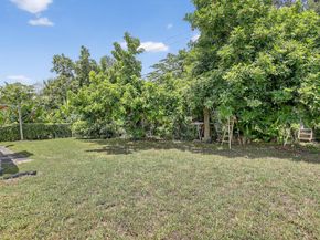 5701 Hope St, Hollywood FL 33021