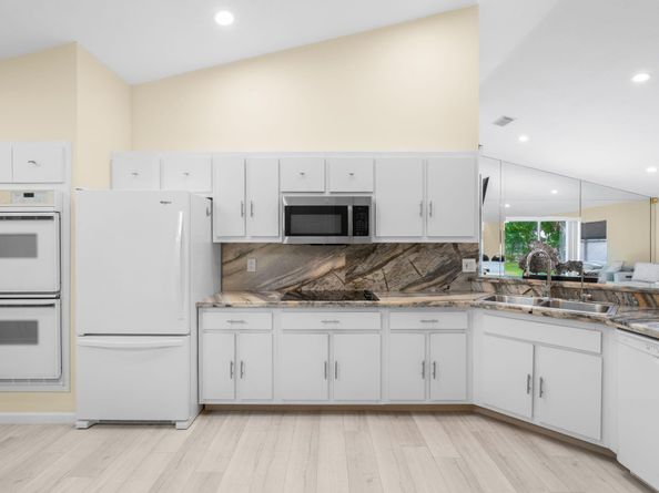 8600 Floralwood Dr, Boca Raton FL 33433