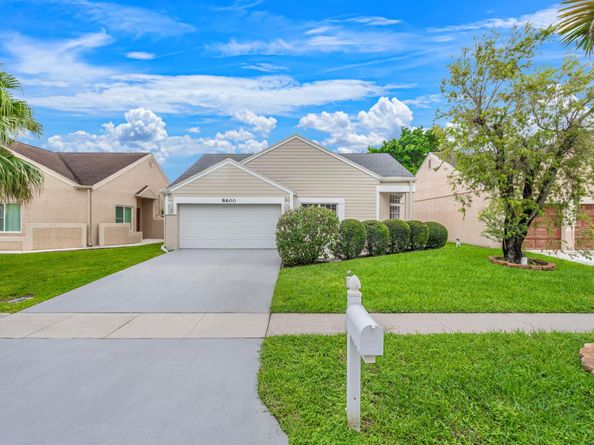 8600 Floralwood Dr, Boca Raton FL 33433