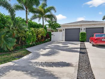 824 NE 14th Court