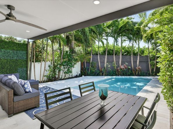 824 NE 14th Court, Fort Lauderdale FL 33304