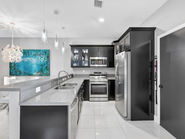 824 NE 14th Court, Fort Lauderdale FL 33304