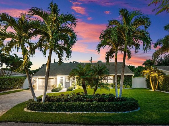 517 Aylesbury Road, Delray Beach FL 33444