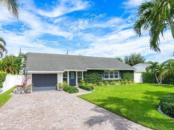 517 Aylesbury Road, Delray Beach FL 33444