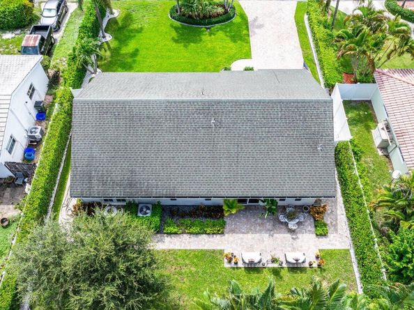 517 Aylesbury Road, Delray Beach FL 33444