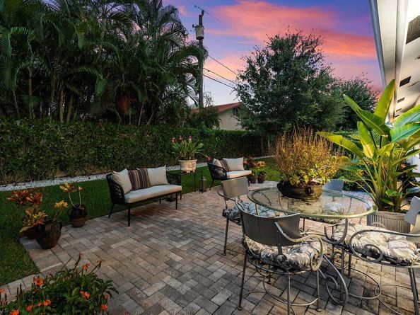 517 Aylesbury Road, Delray Beach FL 33444