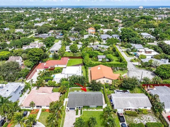 517 Aylesbury Road, Delray Beach FL 33444