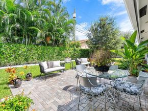 517 Aylesbury Road, Delray Beach FL 33444