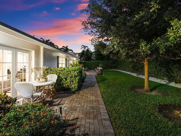 517 Aylesbury Road, Delray Beach FL 33444