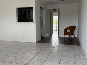 218 Windsor J, West Palm Beach FL 33417