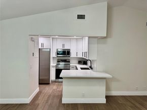 84 Centennial Ct, Deerfield Beach FL 33442