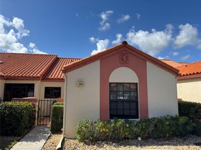 84 Centennial Ct, Deerfield Beach FL 33442