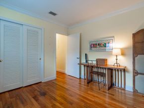 571 SE 12th St, Pompano Beach FL 33060